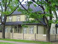 Estonia 5 to 6 bedroom houses