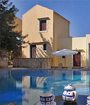 Greece luxury houses