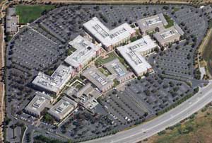 Facebook pursues headquarters expansion