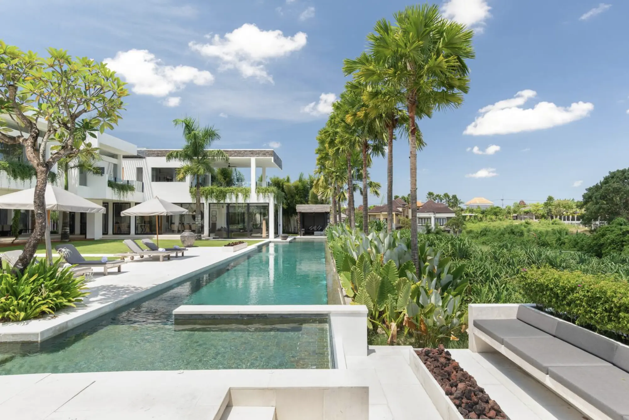 uploads/listings/temp/img_681d77bb7feec7.33869771.webp